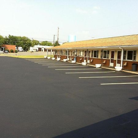 Budget Inn Mifflintown ภายนอก รูปภาพ