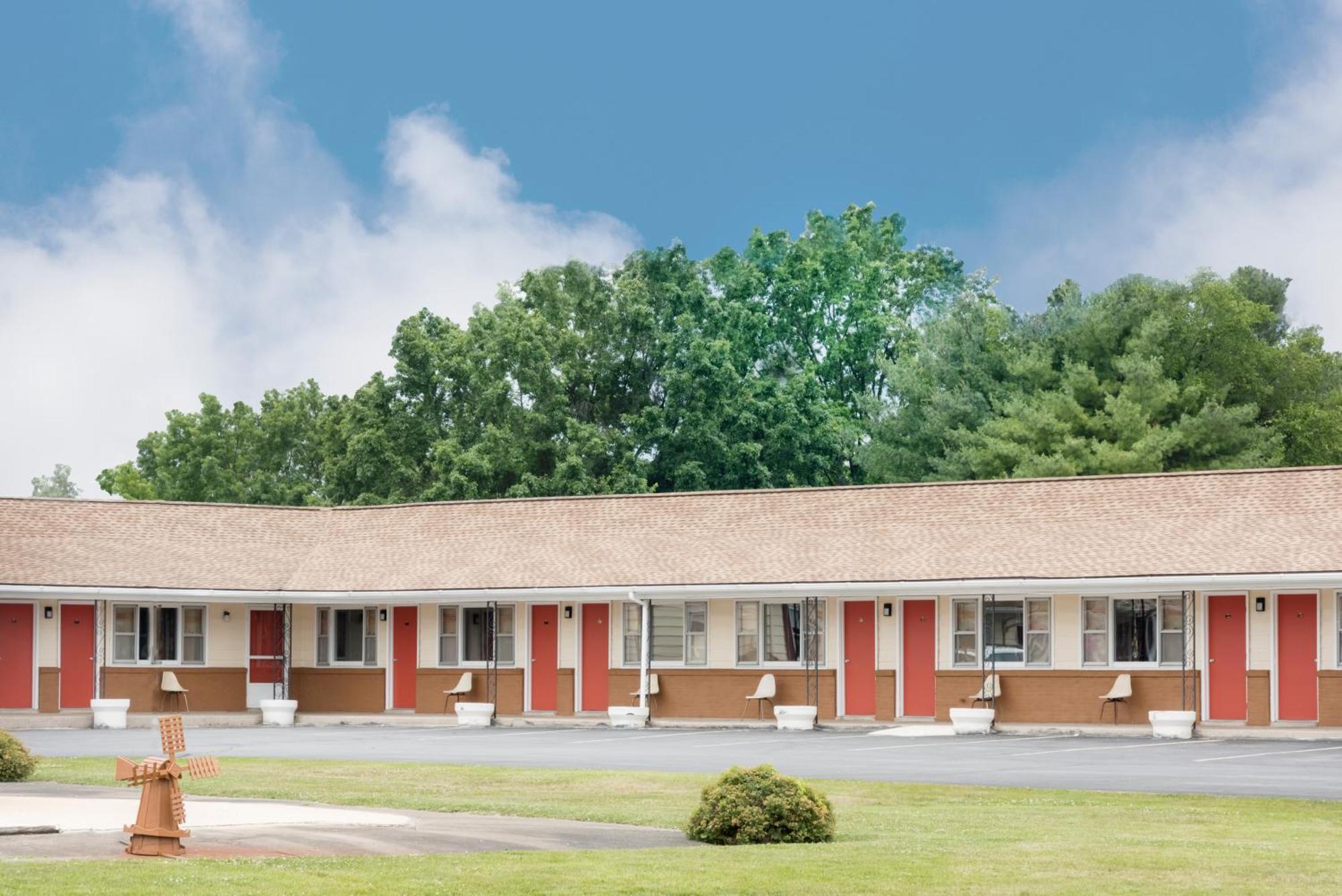 Budget Inn Mifflintown ภายนอก รูปภาพ